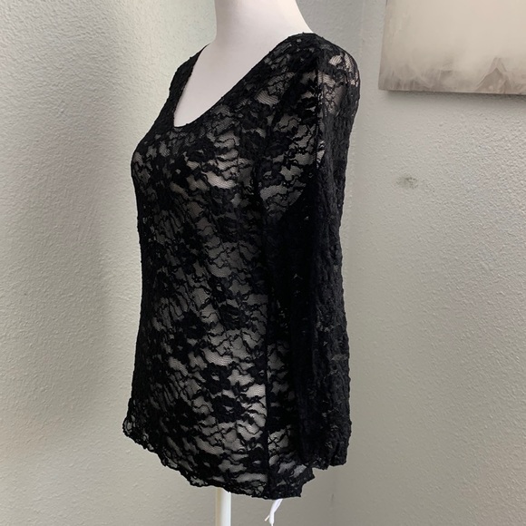 NWOT Surrealist mesh top - Picture 5 of 9